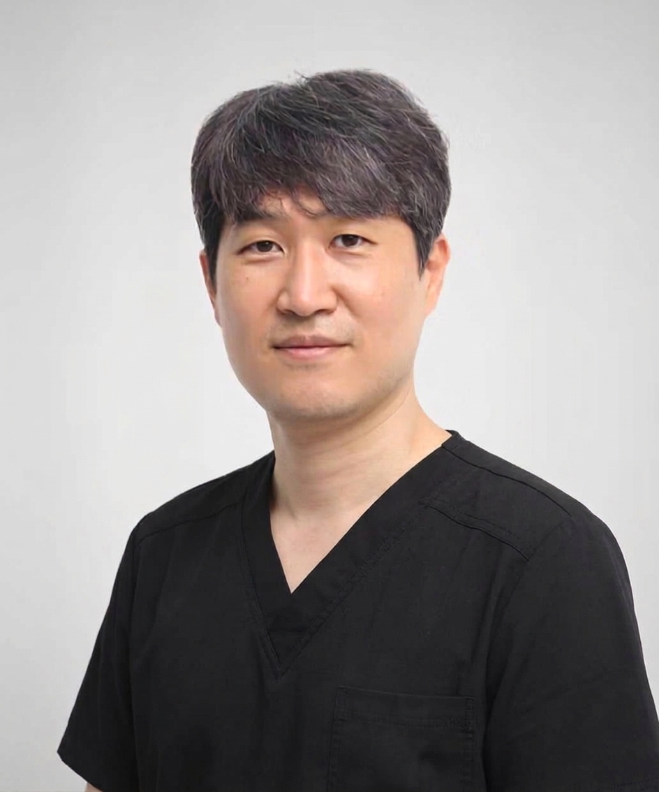 Dr Hyun Ahn